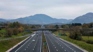 Sorpasso a destra autostrada