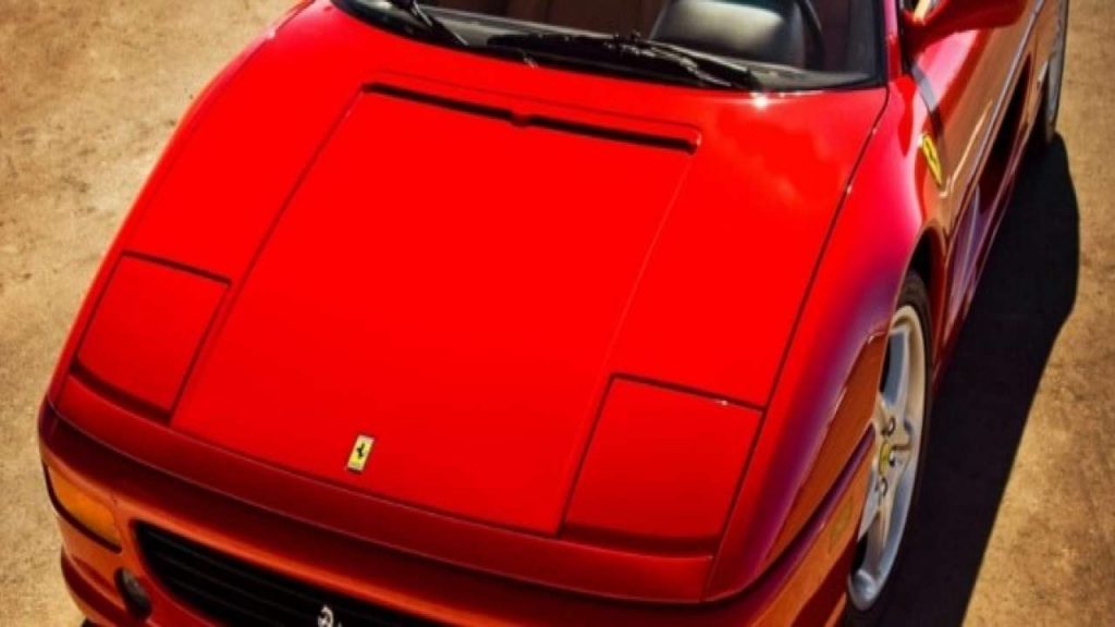 Una Ferrari ritrovata dopo 25 anni, l’assurda storia a lieto fine