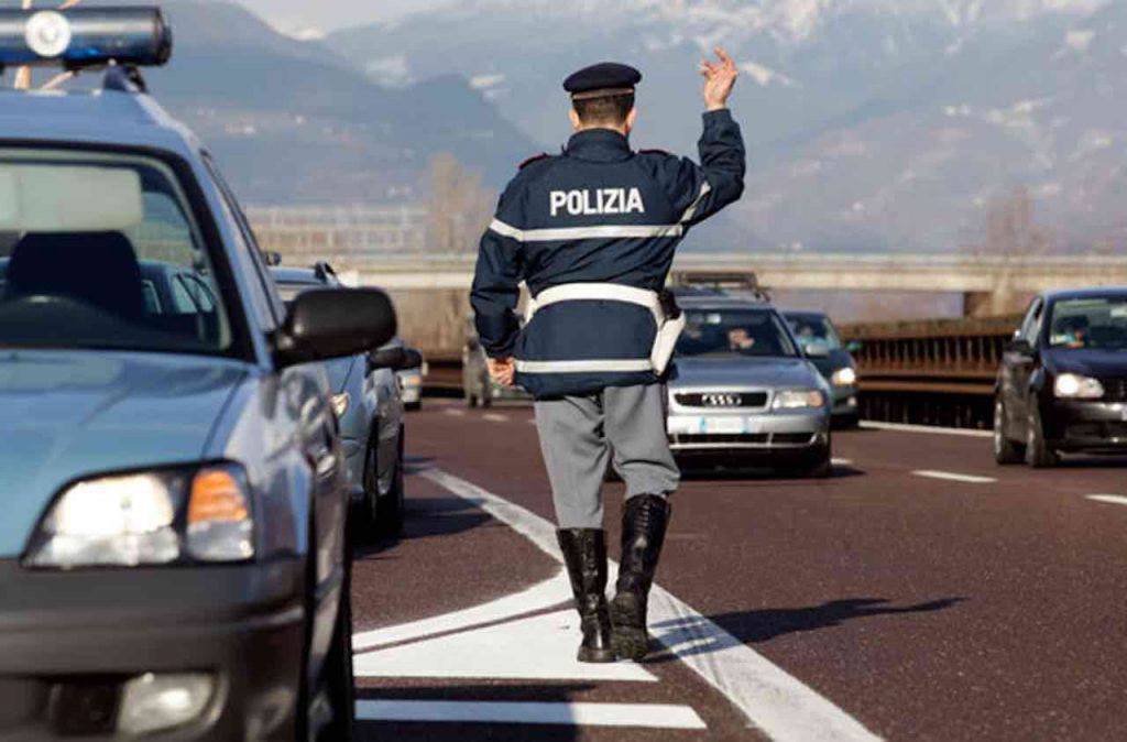 Codice della strada apporterà grandi restrizioni per salvaguardare i meno esperti