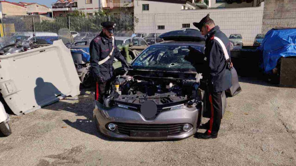 Non comprare mai queste auto, sono le più rubate dai ladri: ecco la lista completa