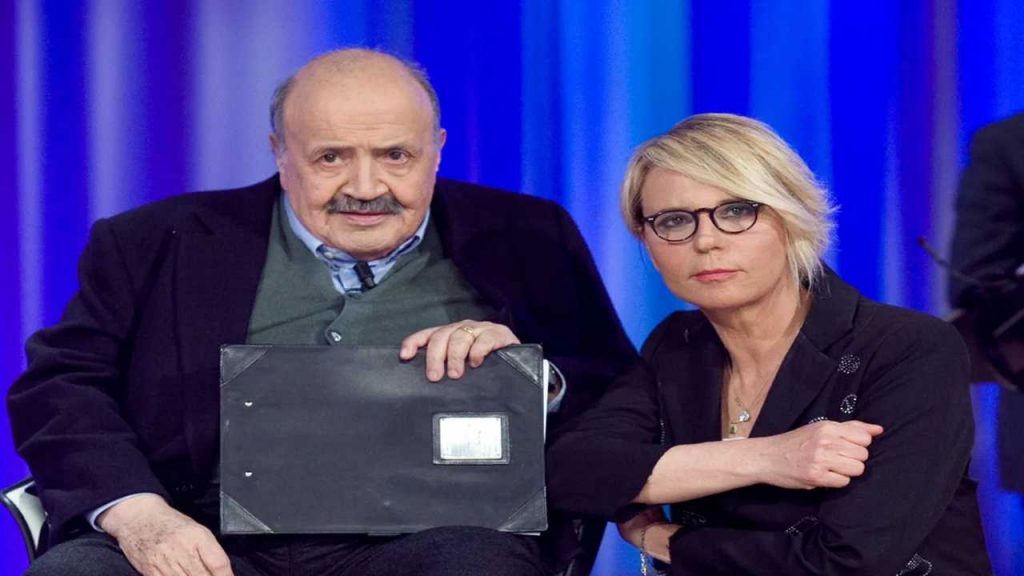 Maria De Filippi dimentica Maurizio Costanzo: si è innamorata di lei | Ecco la sua nuova ‘compagna di vita’