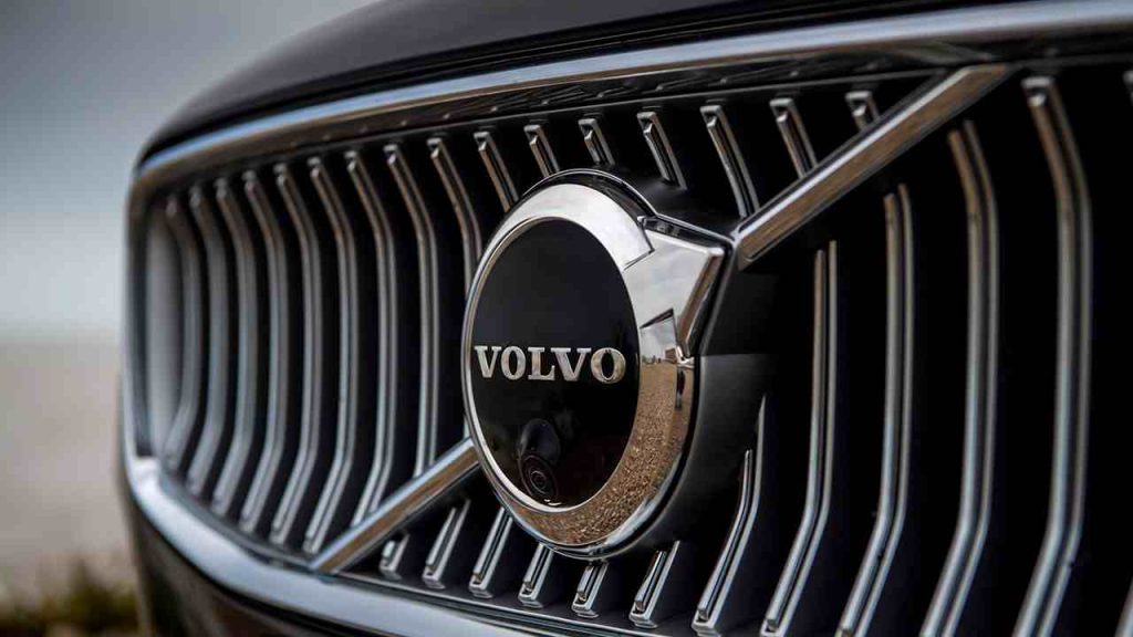 Volvo EX90: al debutto il super SUV elettrico | Prezzo