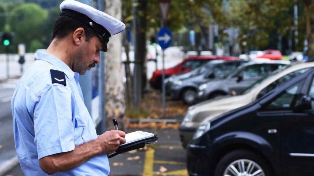 Sicurezza alla guida, questa manovra è la peggiore che puoi fare: non ti basterà vendere l’auto per pagare la multa