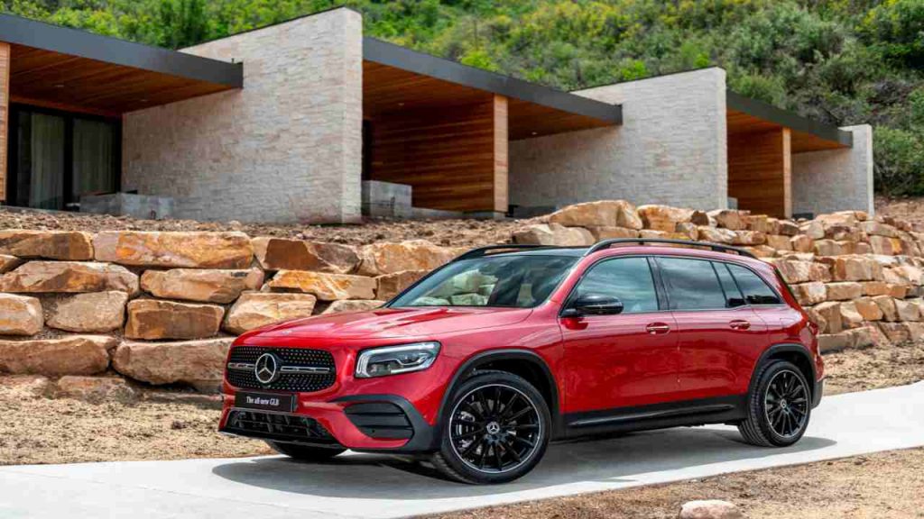 Mercedes GLB, il restyling è quasi pronto: tutti i dettagli sul Suv e la data di uscita