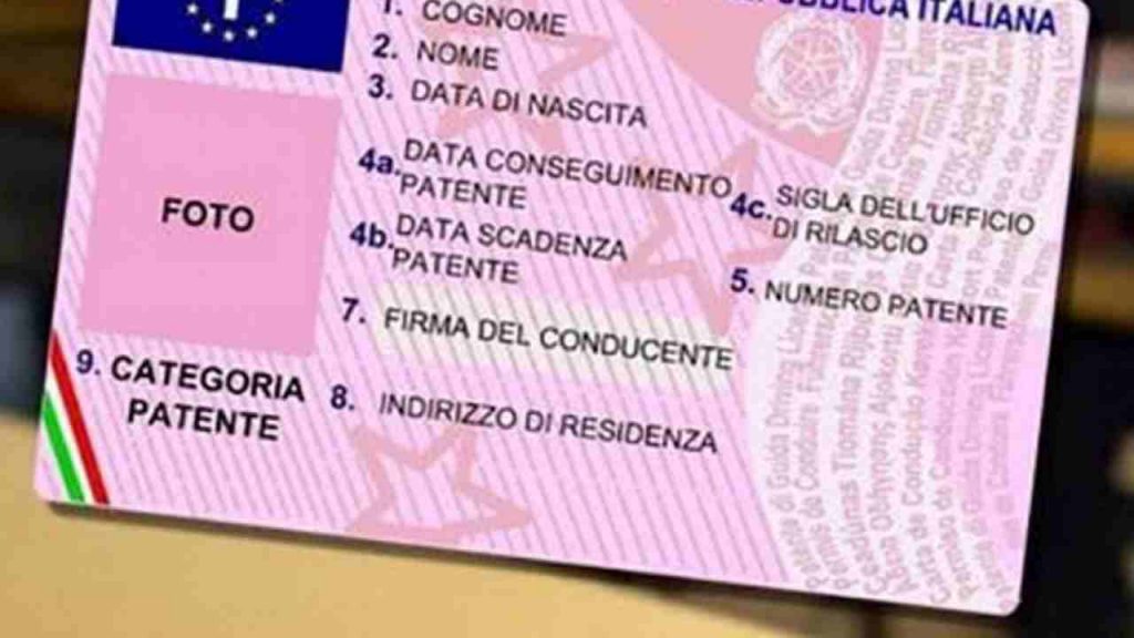 Patente, rinnovo addio: vai subito a controllare se rientri nella legge