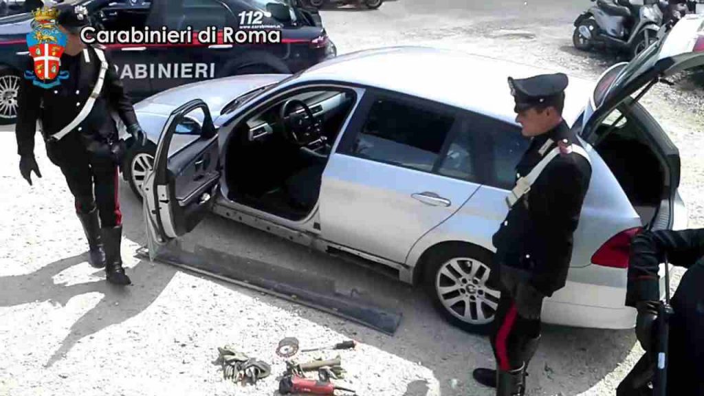 Ladri d’auto, adesso rubano questo accessorio del tuo veicolo I È una miniera d’oro, sta succedendo a tanti