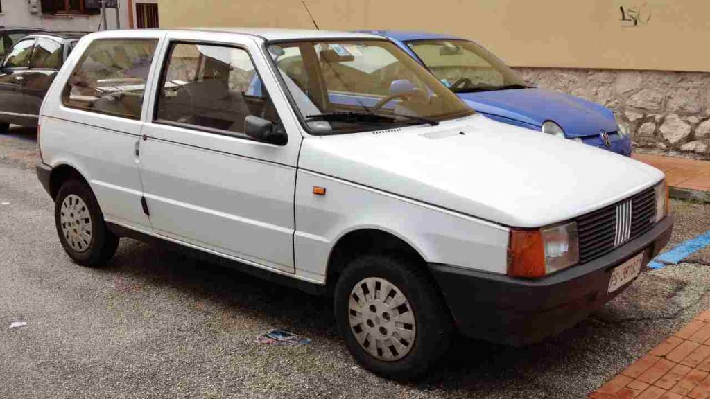 Fiat Uno compie 40 anni, una delle più amate di sempre I Nel 2023 il nuovo modello, rottura totale con il passato