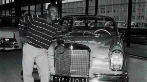 Pelè e la sua Mercedes