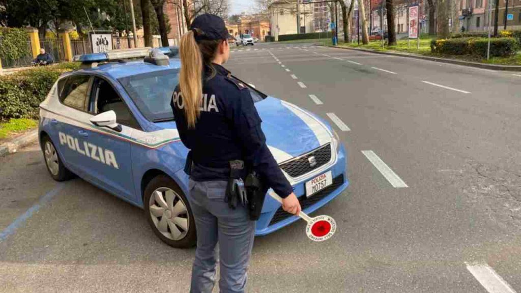 Se ti ferma la polizia sei rovinato: potrebbero richiederti questo, oltre 2000€ di multa a tutti