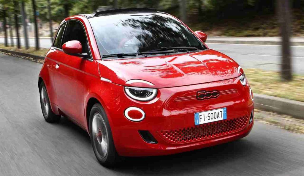 Fiat, addio 500x: ecco il nuovo “grande piccolo” suv | Prezzo pazzesco e stile ineguagliabile