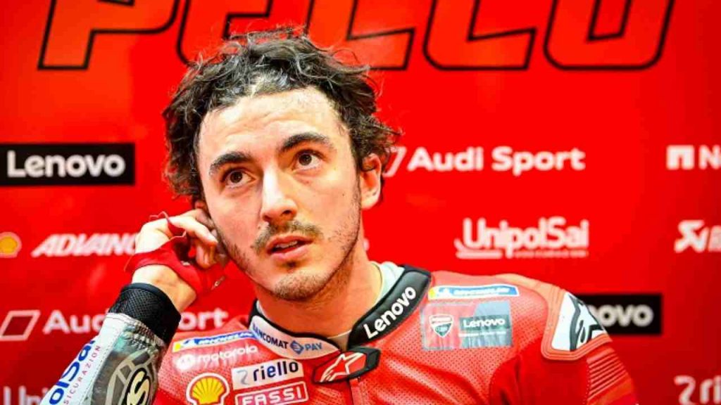 Pecco Bagnaia, avete mai visto sua sorella Carola? Eccola al fianco del campione di MotoGP