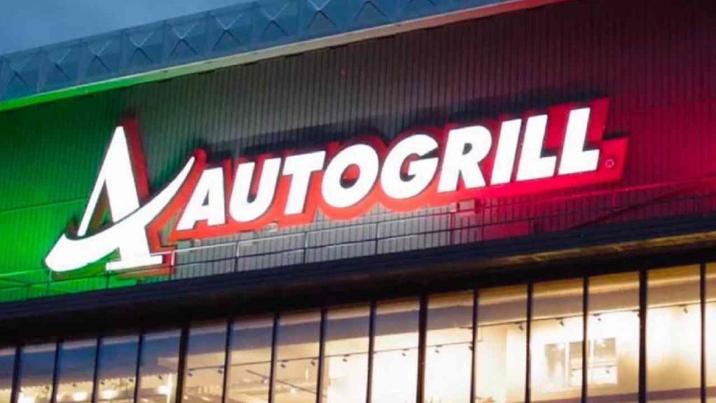 Autogrill, dopo decenni “non potrai più fermartici a prendere il panino”: la chiusura dal giorno alla notte così | È finita