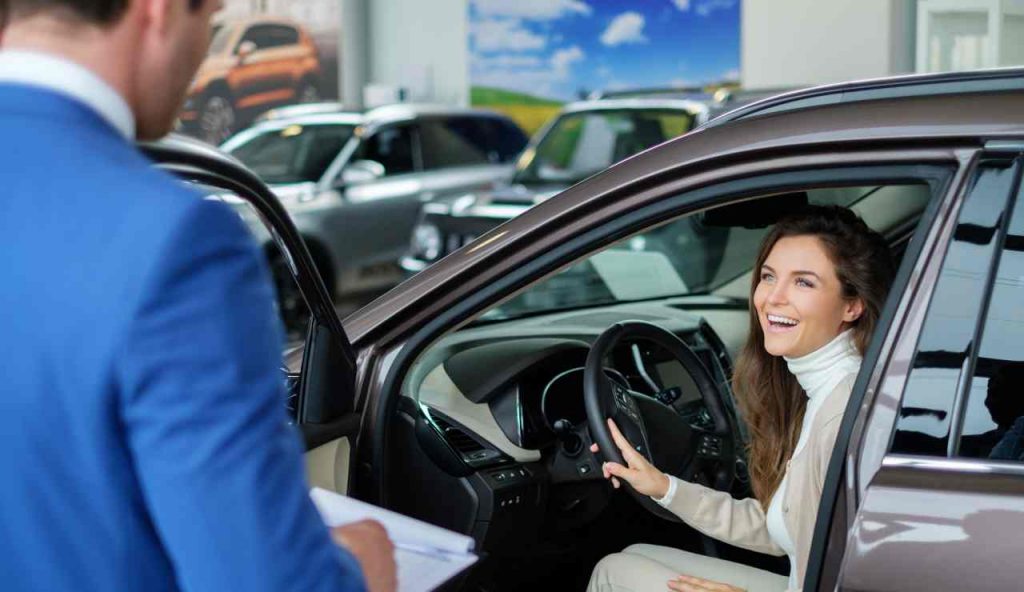 Auto nuova, non comprare mai queste: ti sembrano un affare ma ti distruggono il conto corrente