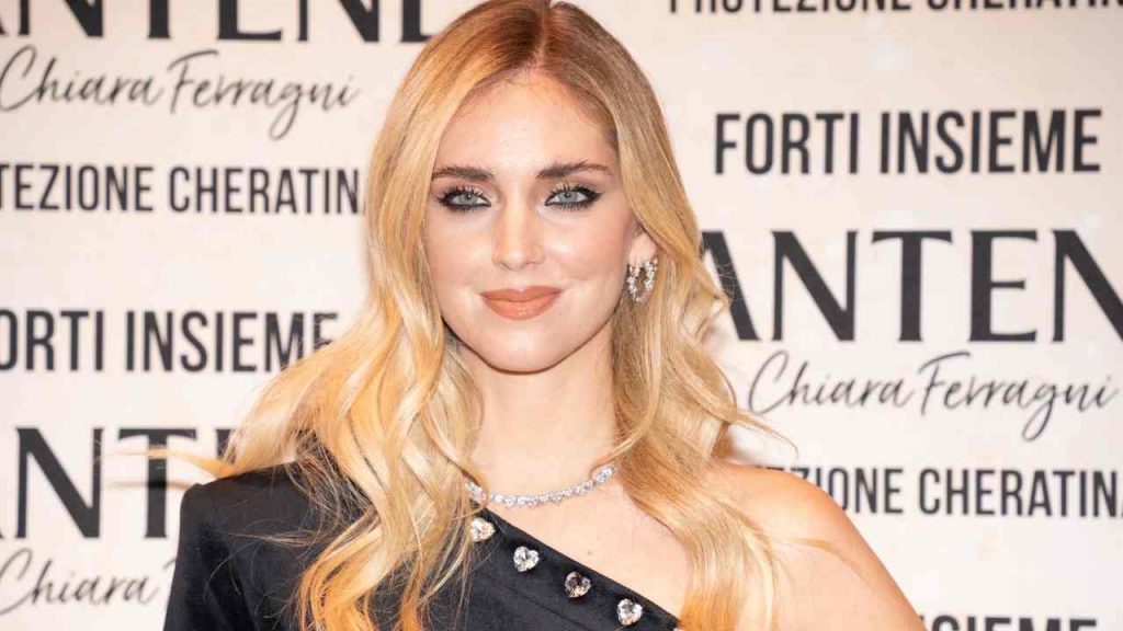 Chiara Ferragni esce allo scoperto ‘il nuovo amore’: beccata in giro proprio con lui