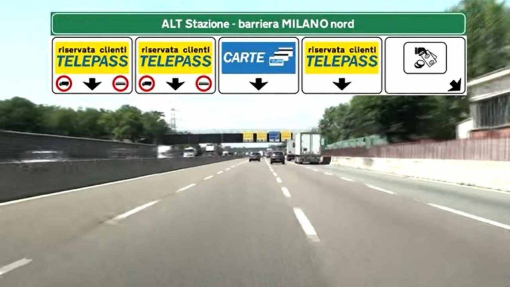 Casello autostradale, se ti arriva questa multa puoi farla togliere: non regalare i tuoi soldi