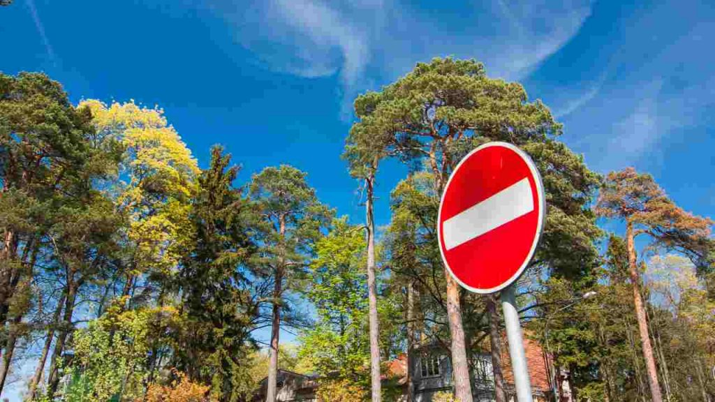 Codice della strada, nuovo obbligo devastante: stanno colpendo tutti