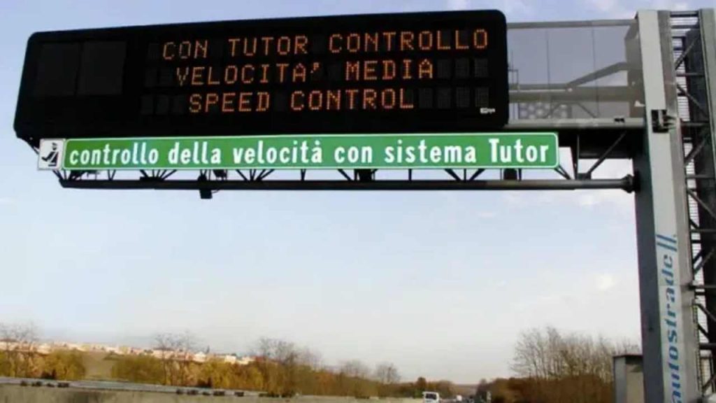 Tutor Safety, se superi i 60km/h sono guai: non farlo mai | Ecco cosa rischi