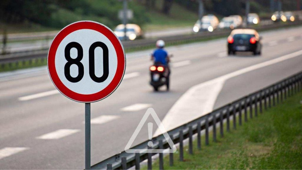 Autostrade, è ufficiale: limite a 80km/h in Italia | Non si torna indietro