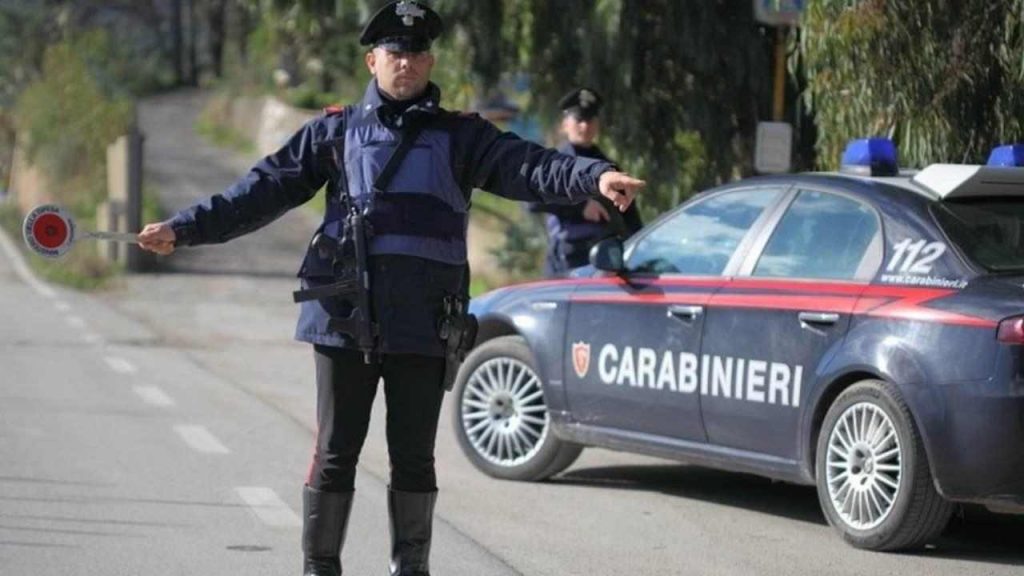 Guida in strada, è obbligatorio da ora avere questa cosa quando circoli: non scordartelo a casa