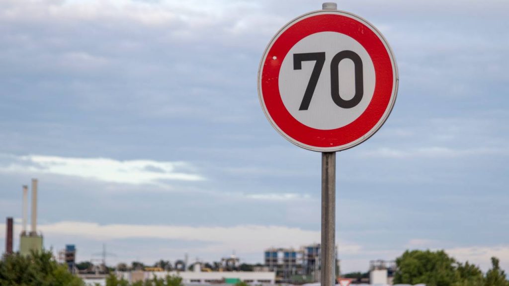 70km/h in mezzo alla città, la legge finalmente esiste | Non dovrai più preoccuparti