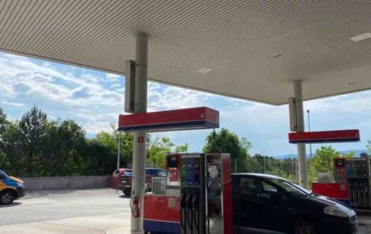 prezzo-benzina-stazione-di-rifornimento-solomotori.it