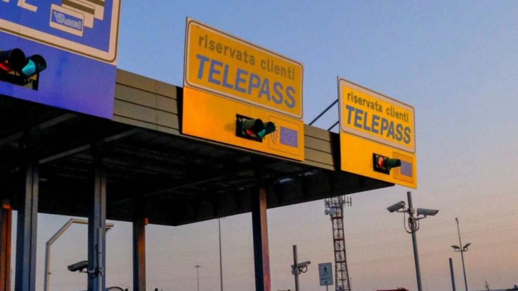 “Non paghi più il telepass”: viaggi gratis in tutta Italia | Addio alla fastidiosa tassa