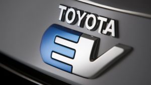 logo-toyota-ev-solomotori.it