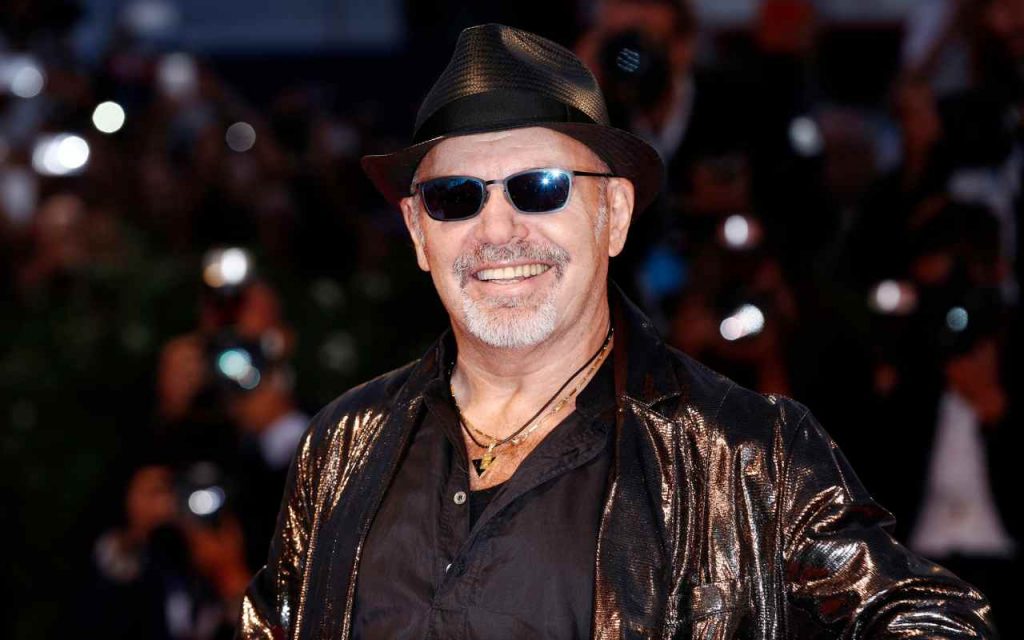 Vasco Rossi, nuovo amore nella sua vita: sempre insieme in casa I Spende una fortuna per lei