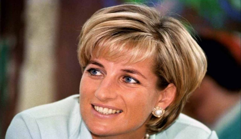 Lady Diana, dopo 30 anni si scopre chi era il suo vero amore I Si vedevano di nascosto qui