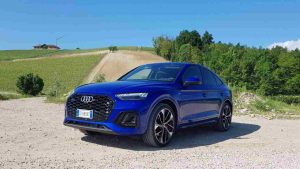 Audi-Q5-TFSI-50-sportback-plug-in-solomotori.it