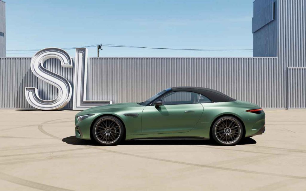 Mercedes AMG SL, pronta al debutto la nuova generazione: plug in da 816 cavalli