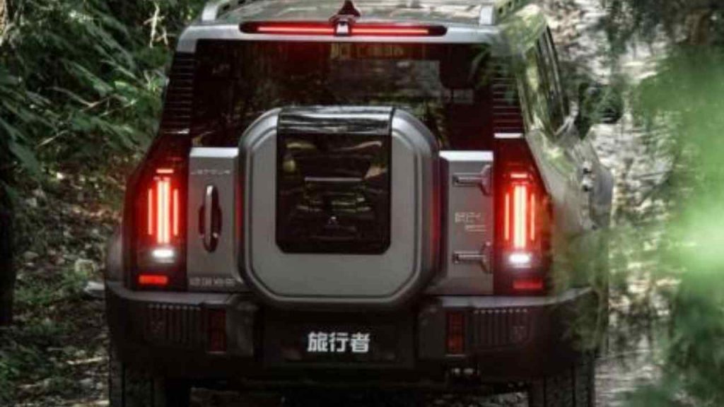 Cina, questo Suv è una copia esatta della Land Rover Defender I Tua con meno di 20.000€