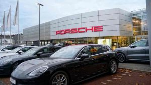 stabilimento-porsche-depositphotos-solomotori.it