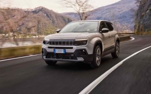 Jeep Avenger e-hybrid - Fonte Stellantis - solomotori.it