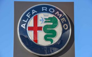 Logo Alfa Romeo - Fonte Depositphotos - solomotori.it