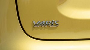 logo-yaris-depositphotos-solomotori.it