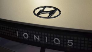 nuova-hyundai-ioniq-5-depositphotos-solomotori.it