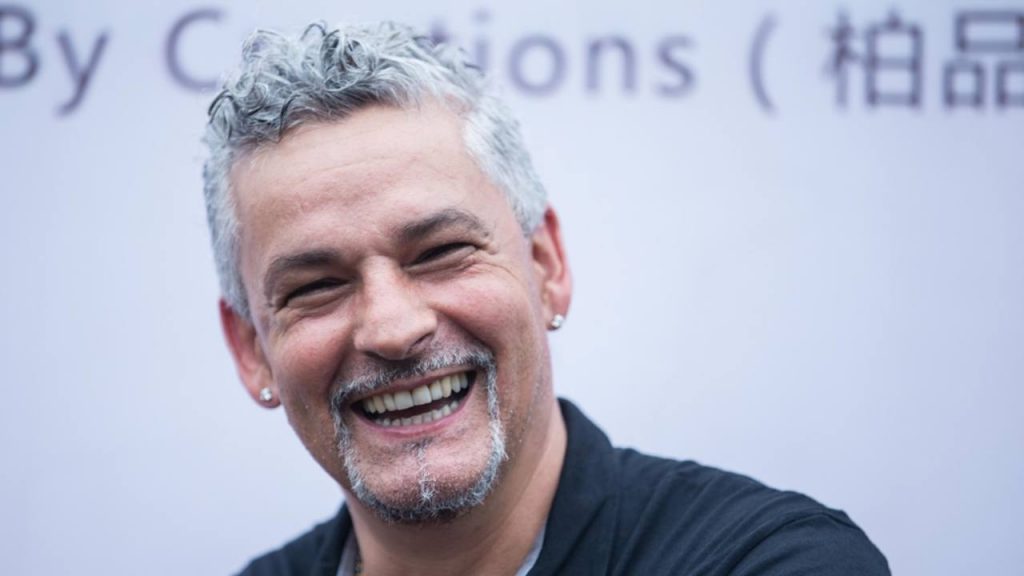 Roberto Baggio, il divin codino guida un’auto pazzesca: ma non è come tutti pensano I Stupore tra i tifosi