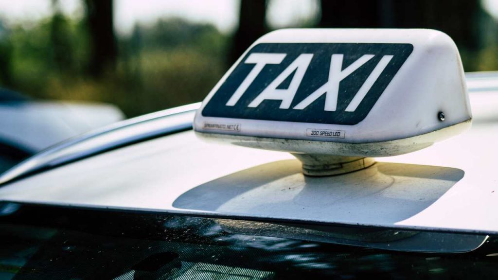 Tariffe Taxi Roma: occhio a tutti i costi altrimenti sei nei guai