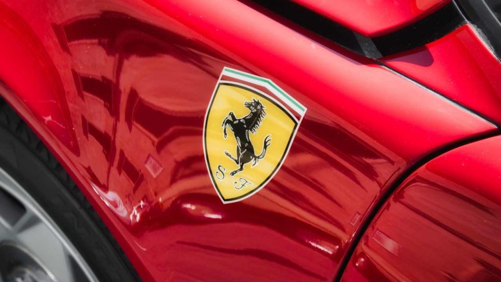 Ferrari: il fatturato è da capogiro | Non tutti sanno leggere questa cifra