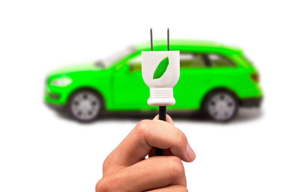 Ricariche auto elettriche, gli errori che possono costare migliaia di euro ai proprietari di auto green