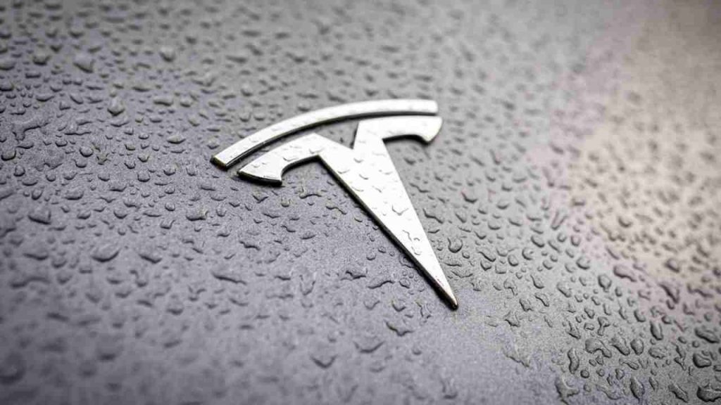 Tesla, ecco il modello più economico della gamma I Possono averlo tutti