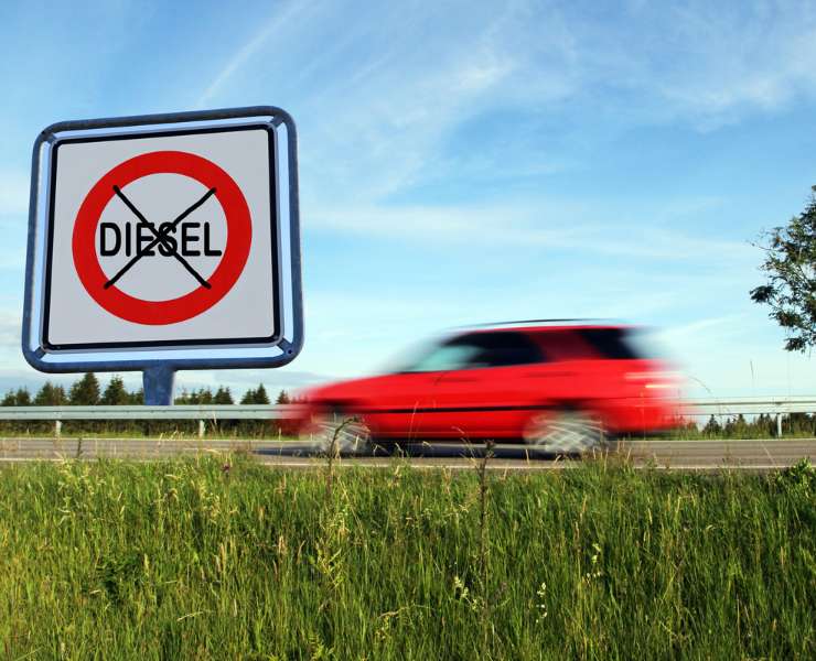 Divieto diesel - Fonte Depositphotos - solomotori.it