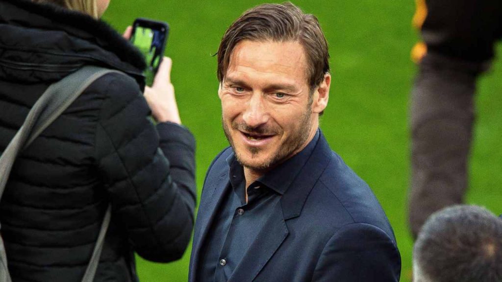 Francesco Totti, altro che Rolex: possiede un parco macchine invidiabile | Eccole tutte