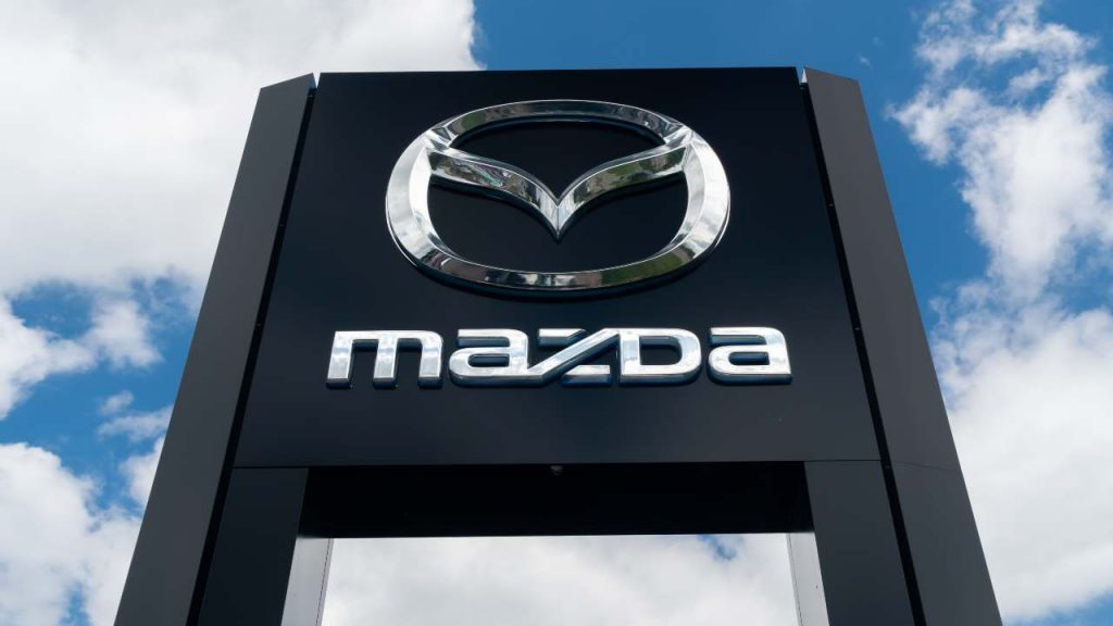 Mazda CX 60, la completezza e il lusso su strada: difficile trovare occasioni più convenienti I Competitor avvisati