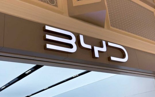 BYD logo - Fonte Depositphotos - solomotori.it