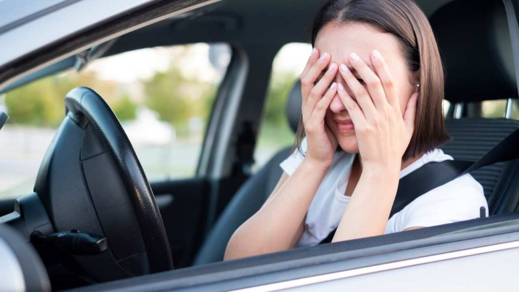 E’ un solo foglio semplicissimo, ma se in auto non ce l’hai ti costa 1600 euro: con la stessa cifra vai a Copacabana e ritorni, pensaci bene prima di dimenticartelo