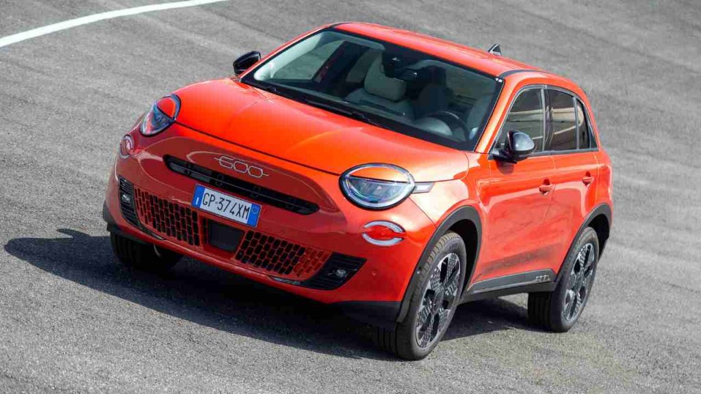 Best Electric Compact Suv, trionfa la Fiat 600e