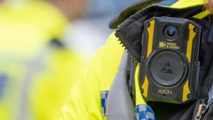 bodycam-polizia-depositphotos-solomotori.it