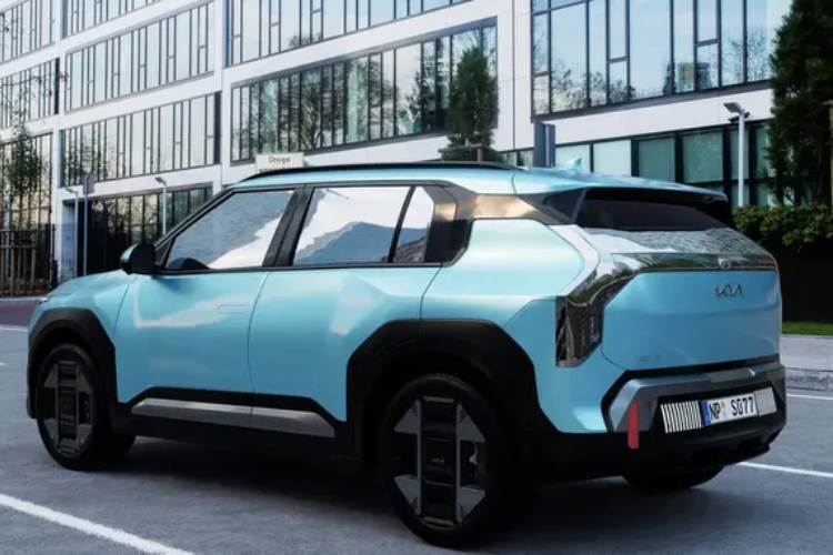 posteriore-kia-ev3-depositphotos-solomotori.it